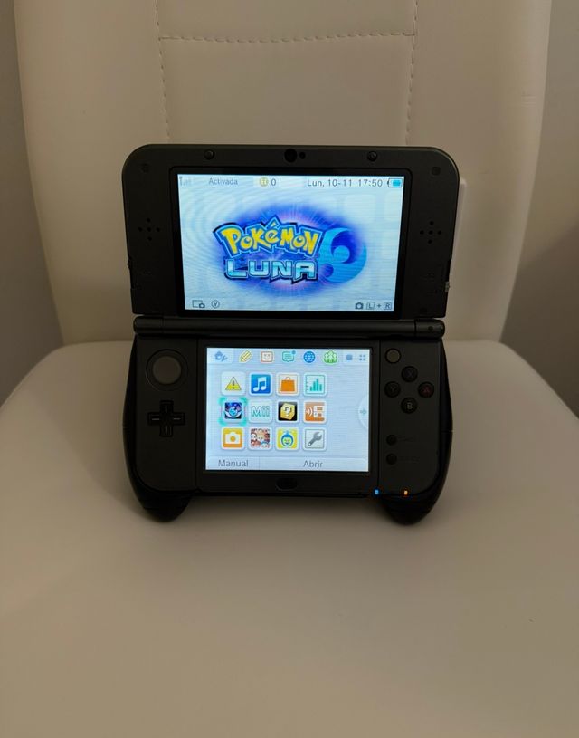 Nintendo New 3DS XL negra Pantalla IPS + Pokémon