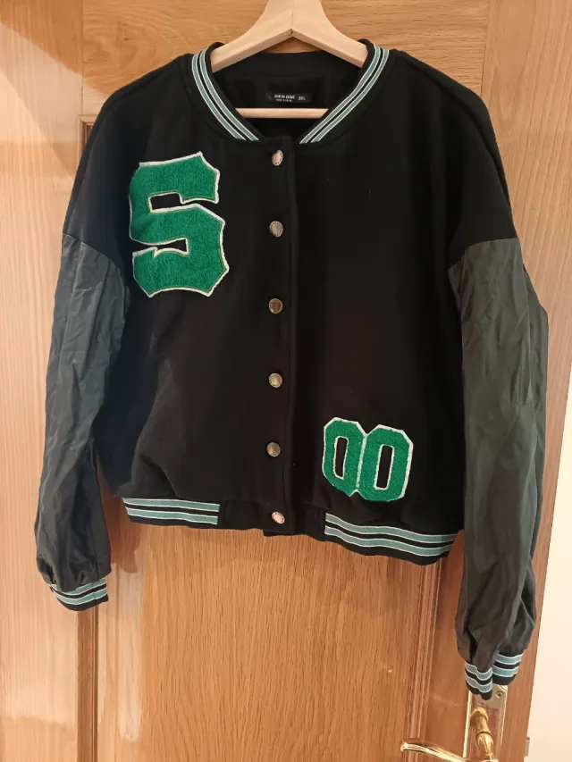 Chaqueta y chaleco beige/blanco