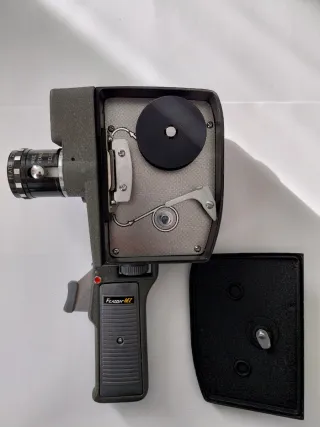 Cinepresa Vintage Featon 8EZ Anni '60