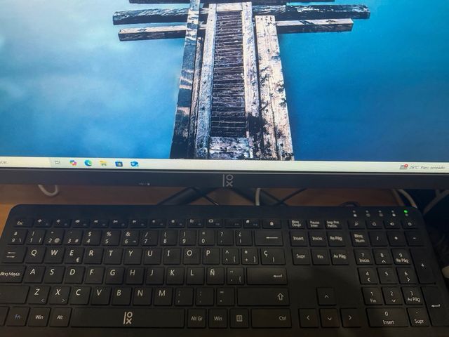 PC  Primux_AIO_W10 Negro/Gris