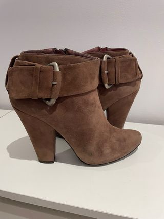 Botines Pura López Marrones Tacon