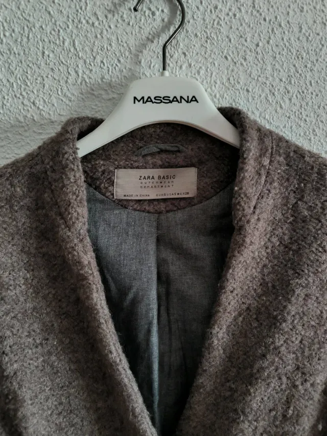 Abrigo Zara Marrón (color topo)