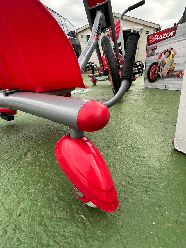 Razor Flash Rider 360 Triciclo