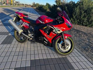 Yamaha YZF R6
