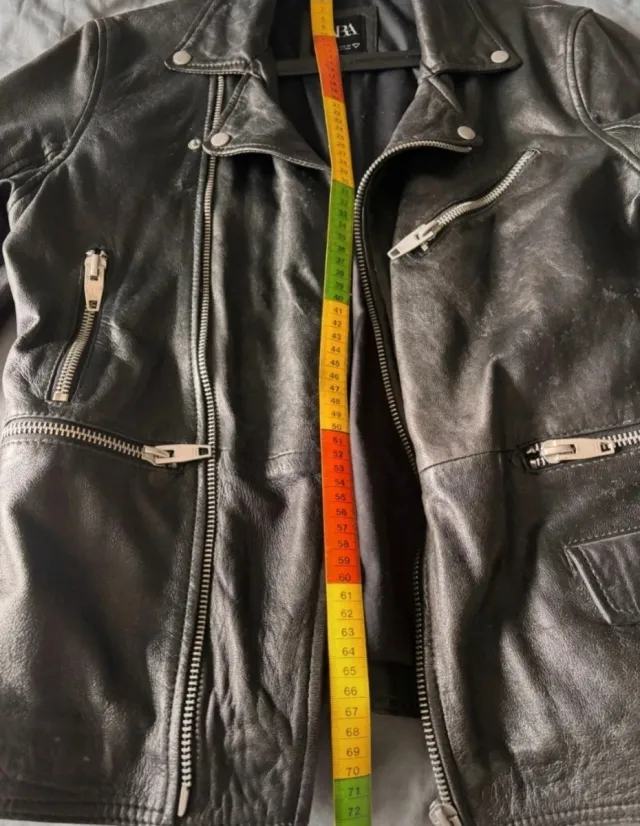 Cazadora Perfecto de piel Zara