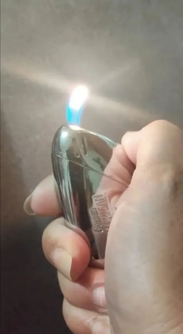 Accendino Metallico Golden American Classic Vintage