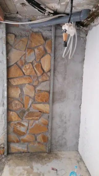 Se realiza trabajos de Electricidad e Instalacion