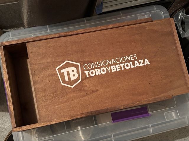 Caja de madera con tapa TB Consignaciones