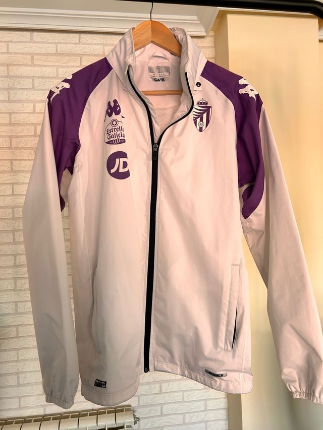 Chubasquero Oficial Real Valladolid Kappa Talla S