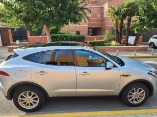 Jaguar E-Pace 2019 con garantía y recién revisado