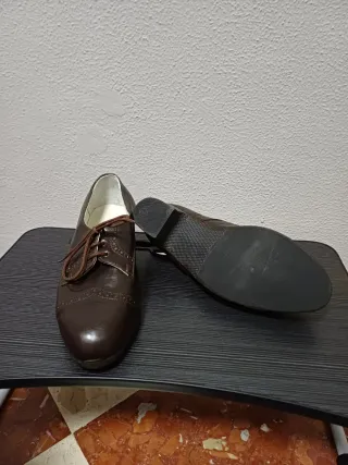 Zapatos brogue marrón chocolate. Talla 38