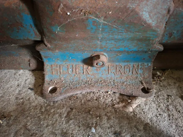 Torno de banco Heuer Nº 6 Muy antiguo