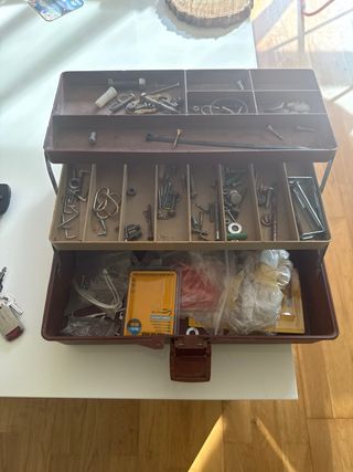 Caja de herramientas vintage
