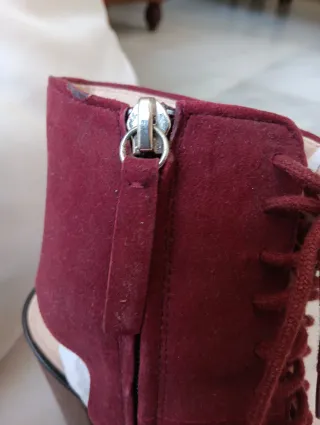 Botines burdeos cordones destalonados T38