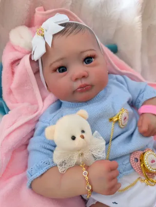 Reborn realizada con genesis ojos de cristal