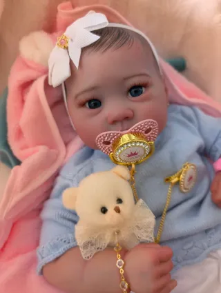 Reborn realizada con genesis ojos de cristal