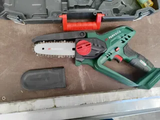 Cortador madera Parkside 20V sin batería