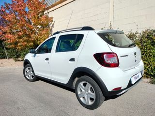 Dacia Sandero 2015