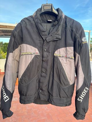 Chaqueta de moto SHOEI con protecciones