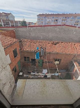 Edificio en venta en Trobajo del Camino en San Andrés del Rabanedo