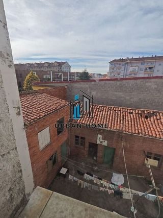 Edificio en venta en Trobajo del Camino en San Andrés del Rabanedo