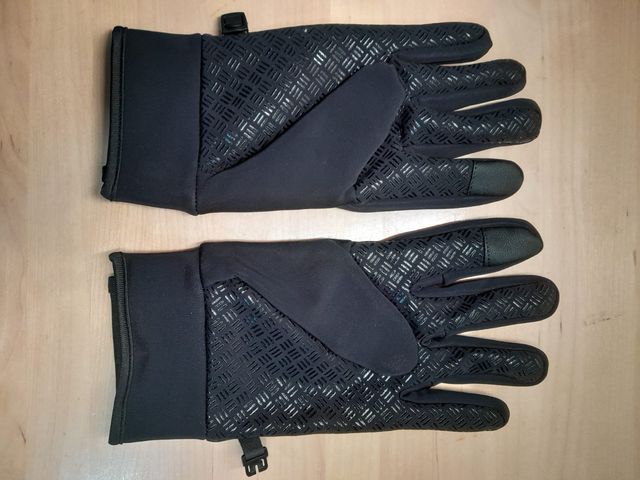 Guantes EIISSION negros