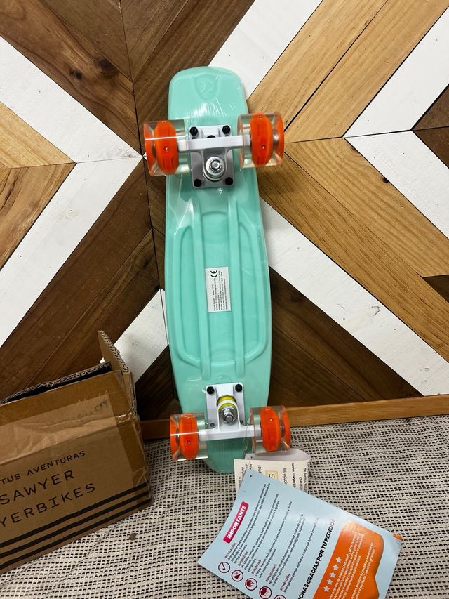 Patinete Sawyer Bikes Mint + Casco
