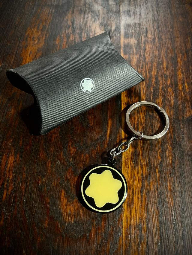 Llavero Montblanc Negro y beige