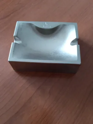 Cenicero Winston Vintage  Negociable (sólo envío)