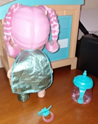 Muñeca Gabi con accesorios