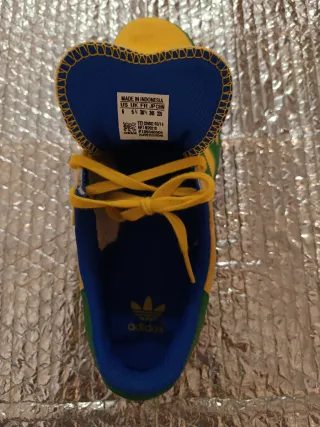 Deportivas Adidas Amarillas y Verdes Mujer