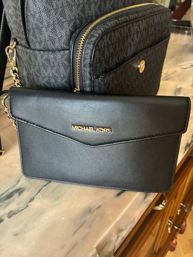 Mochila Michael Kors Negra y Gris