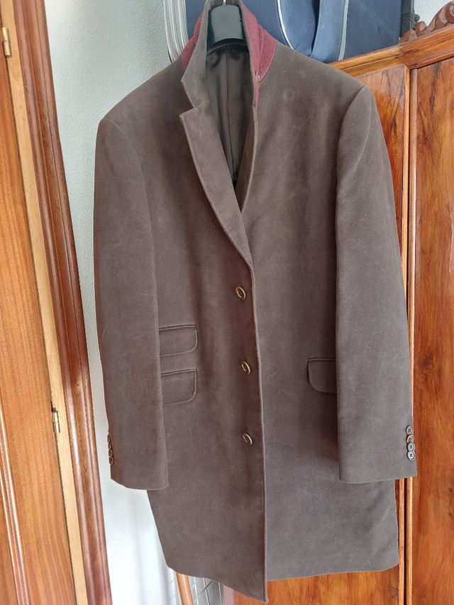 Abrigo caballero marrón talla 52