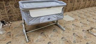 Cuna Colecho Chicco Next2Me Gris