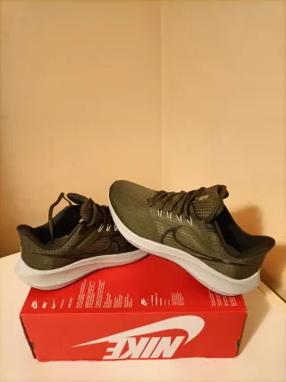 T40,5 Nike Air Zoom Pegasus 39