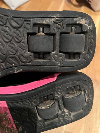 Zapatillas Heelys Negras y Rosas