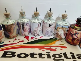 Set 11 bottiglie vuote gin JRose