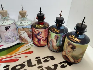 Set 11 bottiglie vuote gin JRose