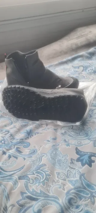 Botas unisex impermeables grises