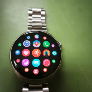 Smartwatch multicolor e argento