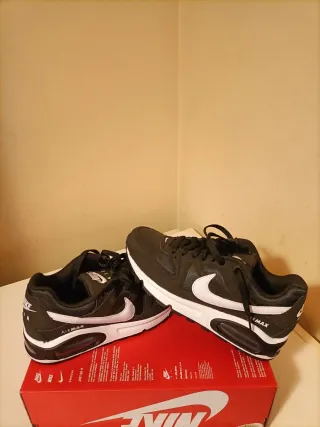 T38,5 Nike Air Max Command Negras