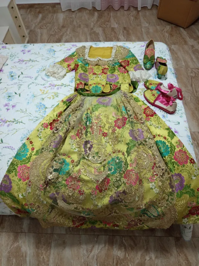 Traje de Fallera Multicolor Talla 36 , 38