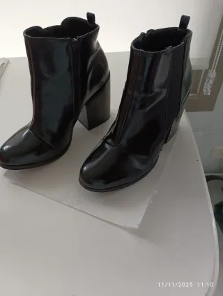 Botines charol negros tacón ancho