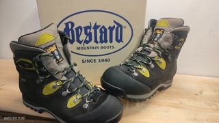 Botas Montaña Bestard Trilogy Goretex suela Vibram