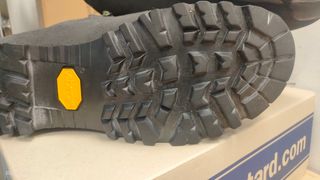 Botas Montaña Bestard Trilogy Goretex suela Vibram