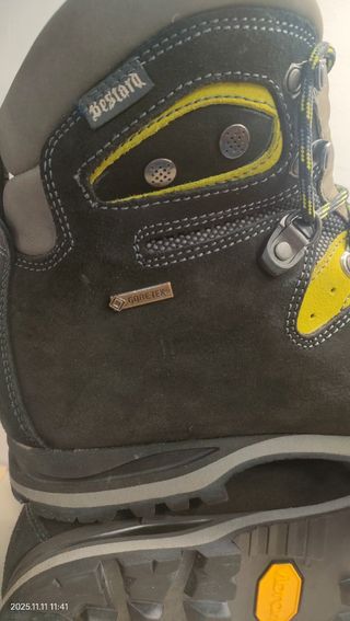 Botas Montaña Bestard Trilogy Goretex suela Vibram