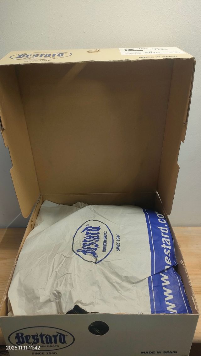 Botas Montaña Bestard Trilogy Goretex suela Vibram