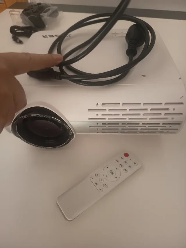 Proyector Yaber Blanco