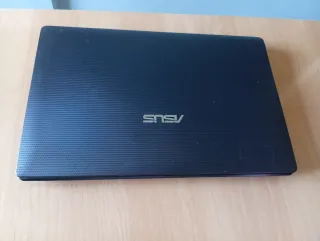 ASUS A53U ordenador portátil