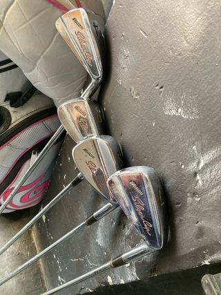 Juego de hierros mizuno